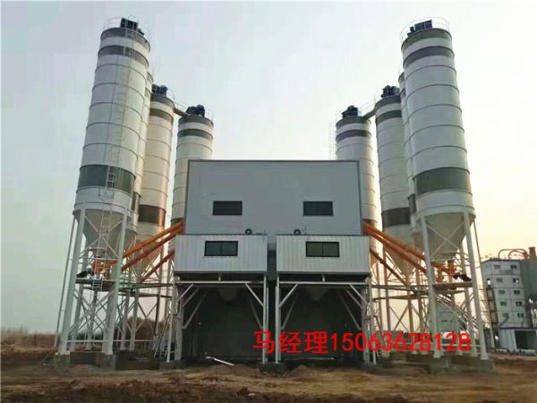 在使用初期，混凝土攪拌站有什么注意事項(xiàng)？